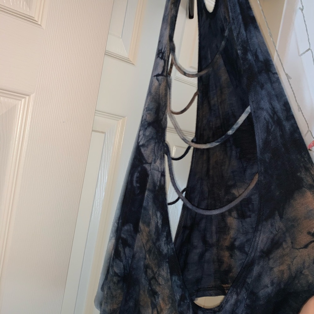 Tank top - Picture 3 of 7